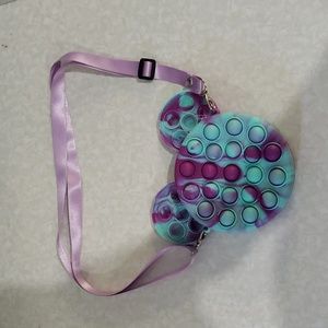Minnie Mouse Pop it fidget Crossbody purse and handbag for‎ girls.